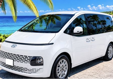 Hyundai STARIA 11-seater van automatic ( new 2026 )